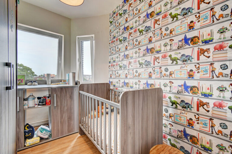 7777879_79124607.jpg