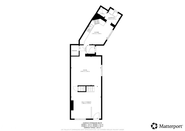 7803677_79575073.jpg