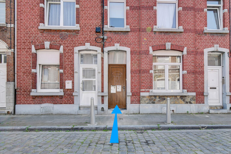 7814624_79748176.jpg